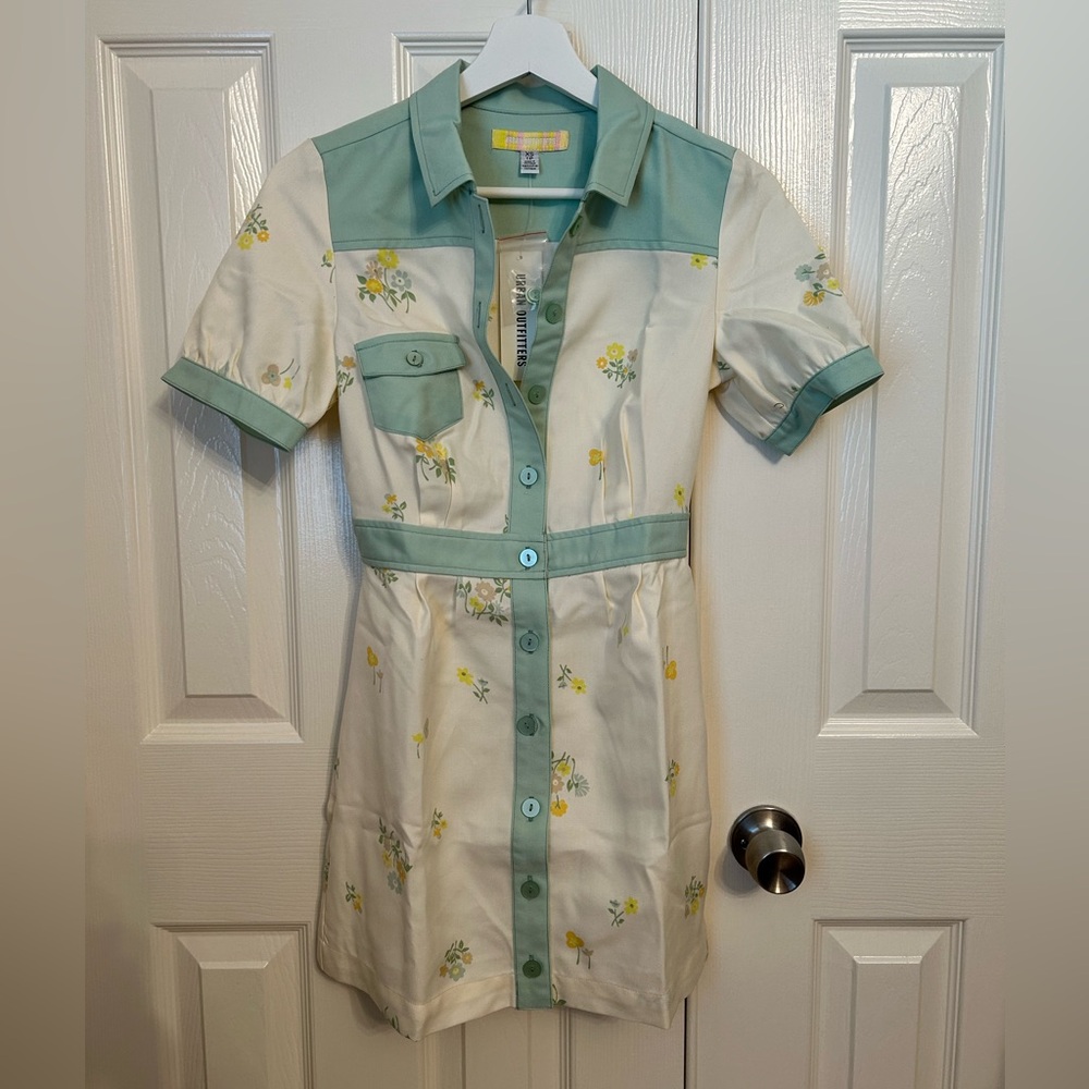 Urban Outfitters Floral Button-Up Dress XS